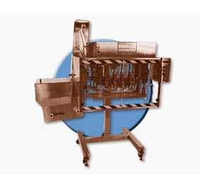 Automatic bottle capping machine with torque tightening wheels